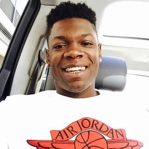 Meet your Posher, Isaiah